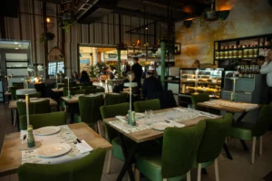 Wnętrze restauracji wlłoskie Trattoria Rialto w Krakowie (6)